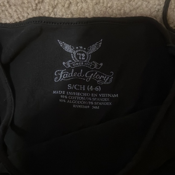 Cropped Tank - Picture 3 of 3